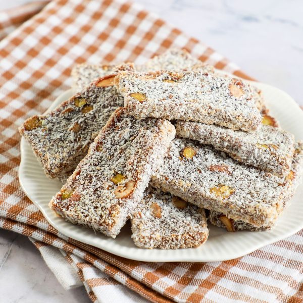 Cezerye (Carrot & Nut Sweet)